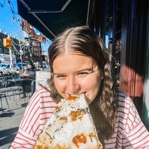 Meet your Posher, Jillian